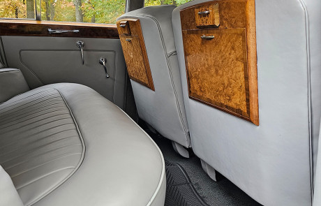 1957-Rolls-Royce-Silver-Cloud-1-interior-1 Rolls Royce Silver Cloud 1